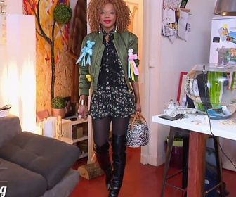 Replay Les reines du shopping - J5 : Moderne avec un chapeau pour un mariage