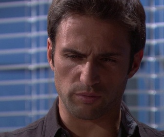 Replay Au nom de l'amour - S01 E106