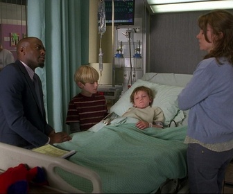 Replay Dr House - S05 E08 - Un vent d'indépendance