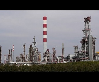 Replay Les États-Unis refusent d'accorder une licence d'exploitation à une raffinerie de pétrole serbe...
