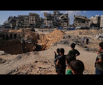 Replay Des dizaines de Palestiniens inhumés à Gaza après la restitution de dépouilles par Israël