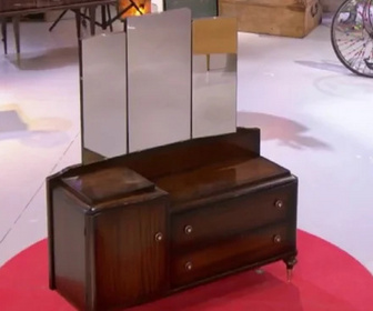 Replay Affaire conclue : la vie des objets - La coiffeuse de François
