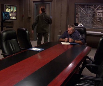 Replay Stargate SG-1 - S8 E14 - Alerte maximum