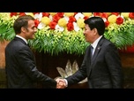 Replay Emmanuel Macron entame au Vietnam sa tournée en Asie du Sud-Est