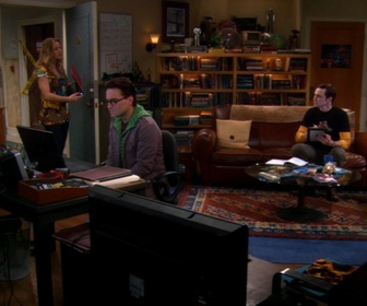 Replay The Big Bang Theory - S5E11 - Le bourreau de Leonard