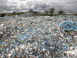 Replay Élément Terre - Malgré l'urgence, le traité contre la pollution aux plastiques peine à être rédigé