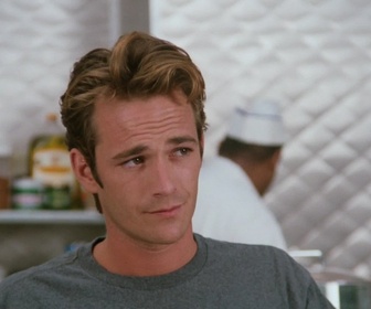 Replay Beverly Hills, 90210 - S05 E03 - Elu malgré lui