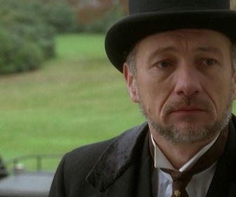 Replay Chez Maupassant - S02 E04 - Une soirée