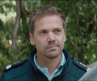 Replay Léo Mattéï - Brigade des mineurs - S10 E03 - La menace fantôme (Partie 1)