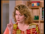 Replay Les filles d'à côté - S05 E11 - Trop c'est trop