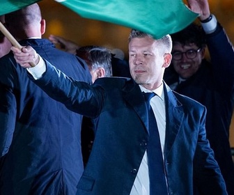 Replay Hongrie : la fin de l'ère Orbán - Adieu Orbán, bonjour Magyar