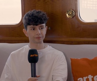 Replay autour du film Le mystérieux regard du flamant rose - Prix Un Certain Regard - Conversation avec le réalisateur Diego Céspedes