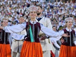 Replay Folklore anti-guerre - Tracks East