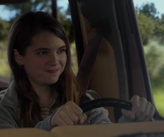 Replay Young Sheldon - S6E16 - Une camionette volée et un départ en cavale