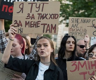 Replay ARTE Journal - Manifestations en Ukraine