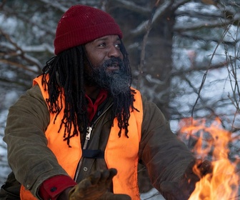 Replay Seuls face à l'Alaska - S12E16 - Alaska : le feu sacré