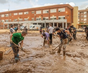 Replay Espagne : après les inondations, la colère ! - ARTE Regards