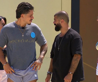 Replay Les cinquante - S4 E42 - Les nouvelles règles du jeu !