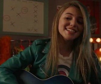 Replay Une famille vraiment Loud - La Saint-Valentin chez les Loud