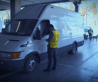 Replay Au cœur des douanes - S6E8 - Episode 8