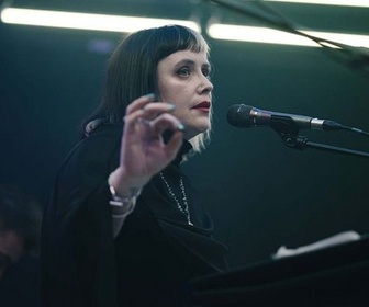 Replay Echoes with Jehnny Beth - Slowdive