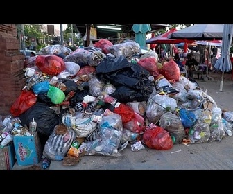 Replay Bali : l'interdiction des décharges provoque une crise des déchets