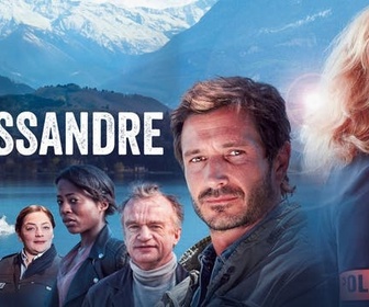 Replay Cassandre - S1 E2 - L'école est finie