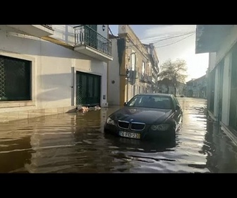 Replay Le Portugal sous tension alors que la tempête Leonardo provoque de nouvelles inondations