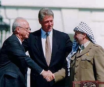 Replay Aux origines de l'affrontement - La longue guerre Iran-Israël-USA (1/2)