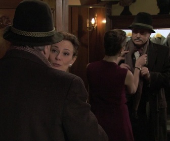 Replay Les enquêtes du comissaire Laviolette - Les enquêtes du commissaire Laviolette - S01 E03 - Le Sang des Atrides