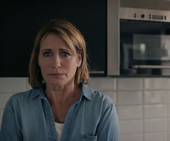 Replay Meurtres à Nordholm - S03 E01 - Une femme à la mer (partie 1)