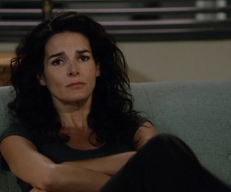 Replay Rizzoli & Isles: Autopsie d'un meurtre - S06 E12 - 05:26