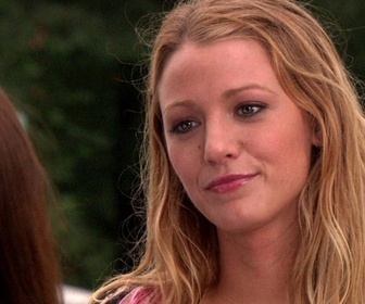 Replay Gossip Girl - S04 E03 - S & B : une clé pour deux