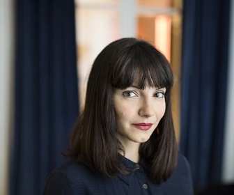 Replay 28 minutes - Le culte des personnalités