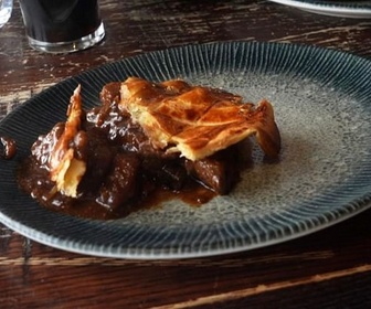 Replay Irlande : la guinness pie - Voyage en cuisine