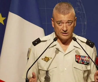 Replay C dans l'air - La France, cible prioritaire de la Russie