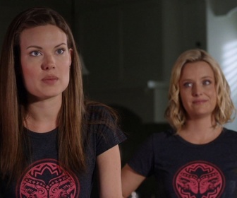 Replay Retour à Cedar Cove - S03 E11 - Apprendre à se connaître - Partie 1