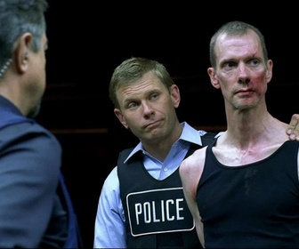 Replay Esprits criminels - S04 E10 - Le feu aux poudres