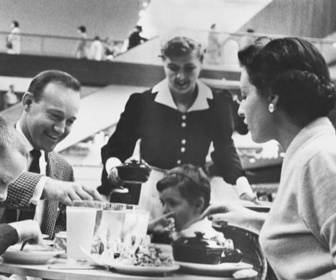 Replay Invitation au voyage - 22/10/2026 - Aux États-Unis, on se met à lécher les vitrines