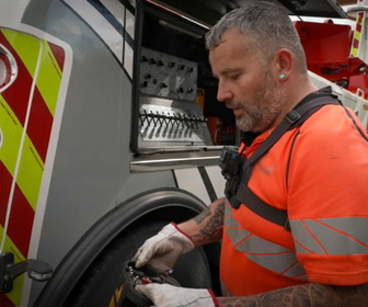 Replay 100 jours avec les dépanneurs de l'autoroute - S5E4 - Manoeuvres de l'extrême