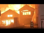 Replay Japon : un incendie brûle 170 maisons et contraint à des évacuations massives