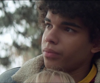 Replay Les grands - S01 E06 - Bertille