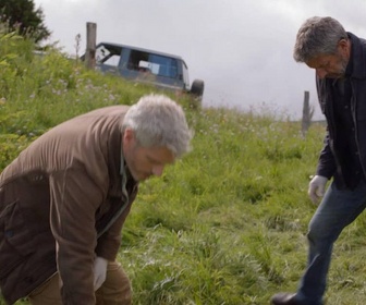 Replay La doc et le véto - S1 E4 - Les charognards