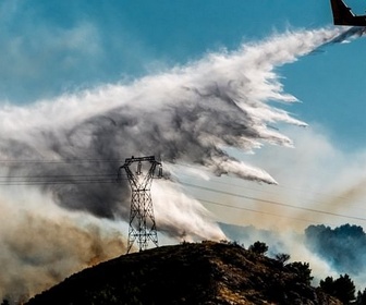 Replay Urgence climatique : un défi mondial - Incendies : à quand des pompiers européens ?