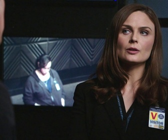 Replay Bones - S9 E3 - Guerre de gang