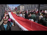 Replay Les candidats à la présidence polonaise Trzaskowski et Nawrocki tiennent leurs derniers...