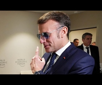 Replay Davos : les lunettes de Macron, un accessoire politique