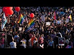 Replay Des milliers de personnes participent à la marche des fiertés de Jérusalem sous haute sécurité