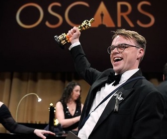 Replay 28 minutes - Russie : Jeunesse embrigadée