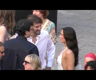 Replay Dua Lipa et Callum Turner fêtent leur mariage en Sicile avec leurs invités